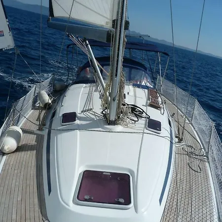 Sail Yacht