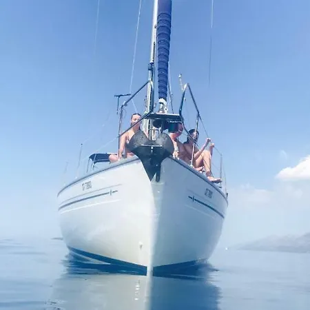 بوتيل Sail Yacht 4*